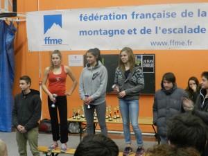 Podium des cadettes avec Pauline sur la deuxième marche